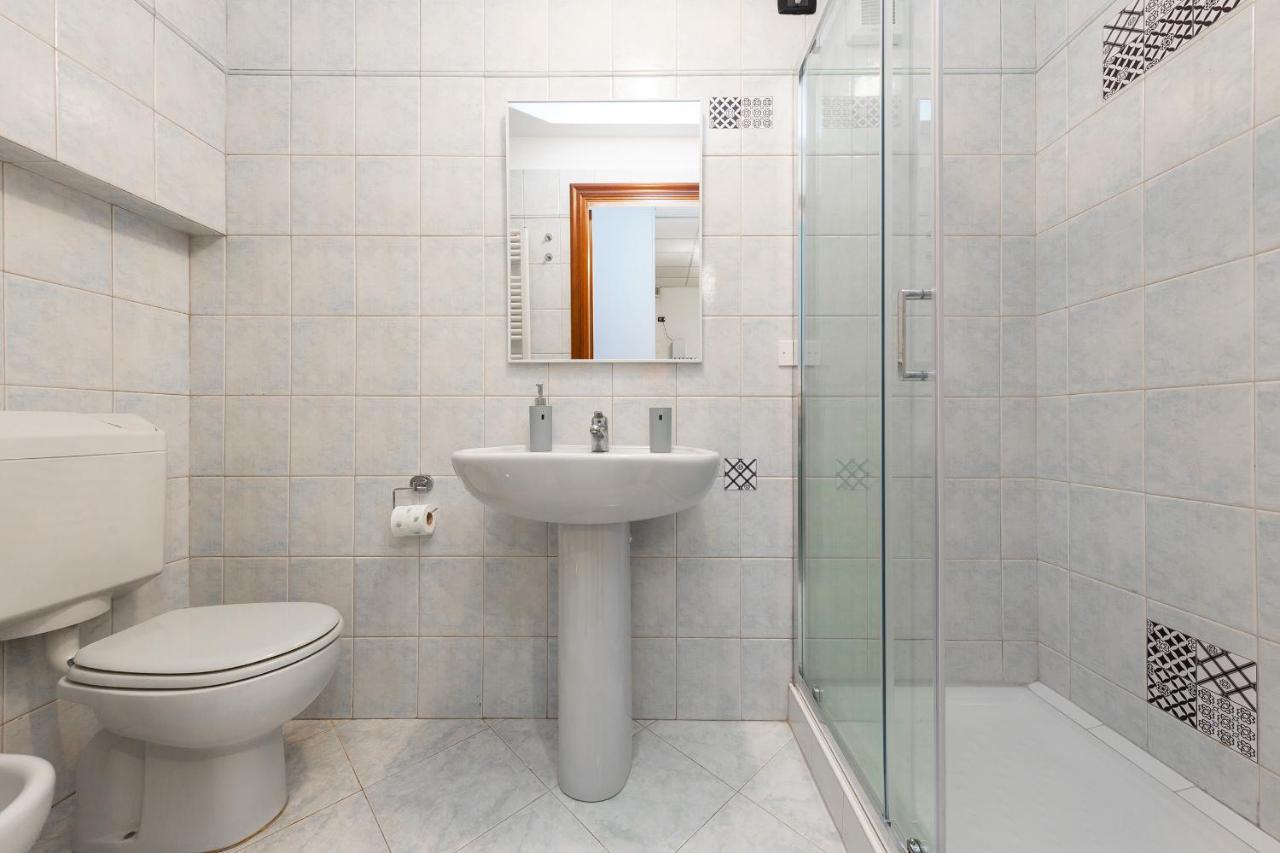 La Gioiosa - Top Location - Modern Apartment Near Metro Bengasi Turin Exterior foto